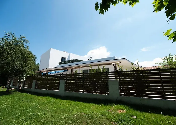 דירה 4 Mares M *